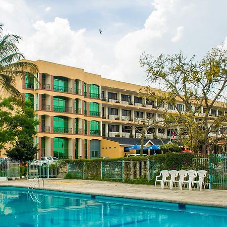 Lake View Resort Hotel Mbarara Экстерьер фото