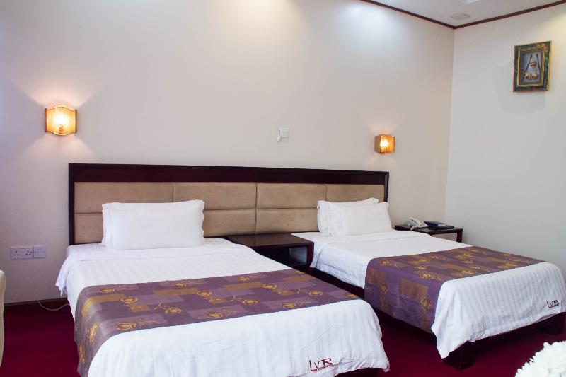 Lake View Resort Hotel Mbarara Экстерьер фото
