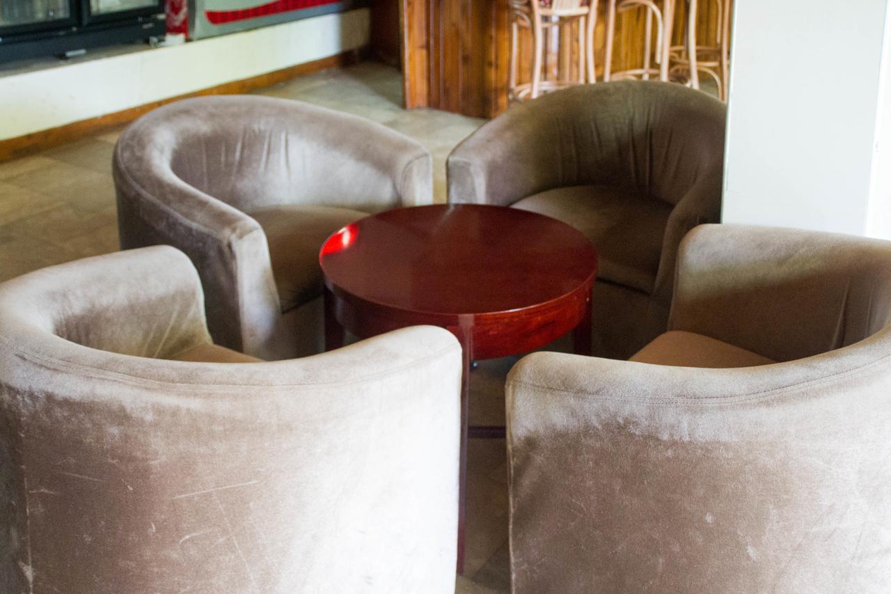 Lake View Resort Hotel Mbarara Экстерьер фото