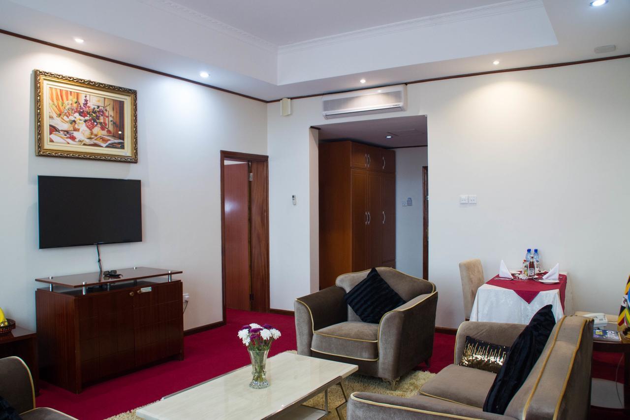Lake View Resort Hotel Mbarara Экстерьер фото