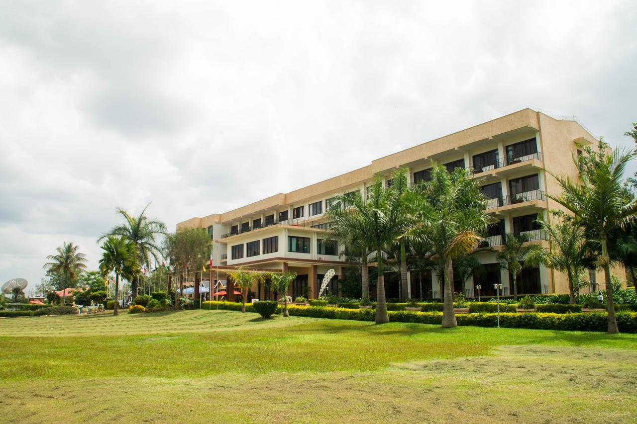 Lake View Resort Hotel Mbarara Экстерьер фото