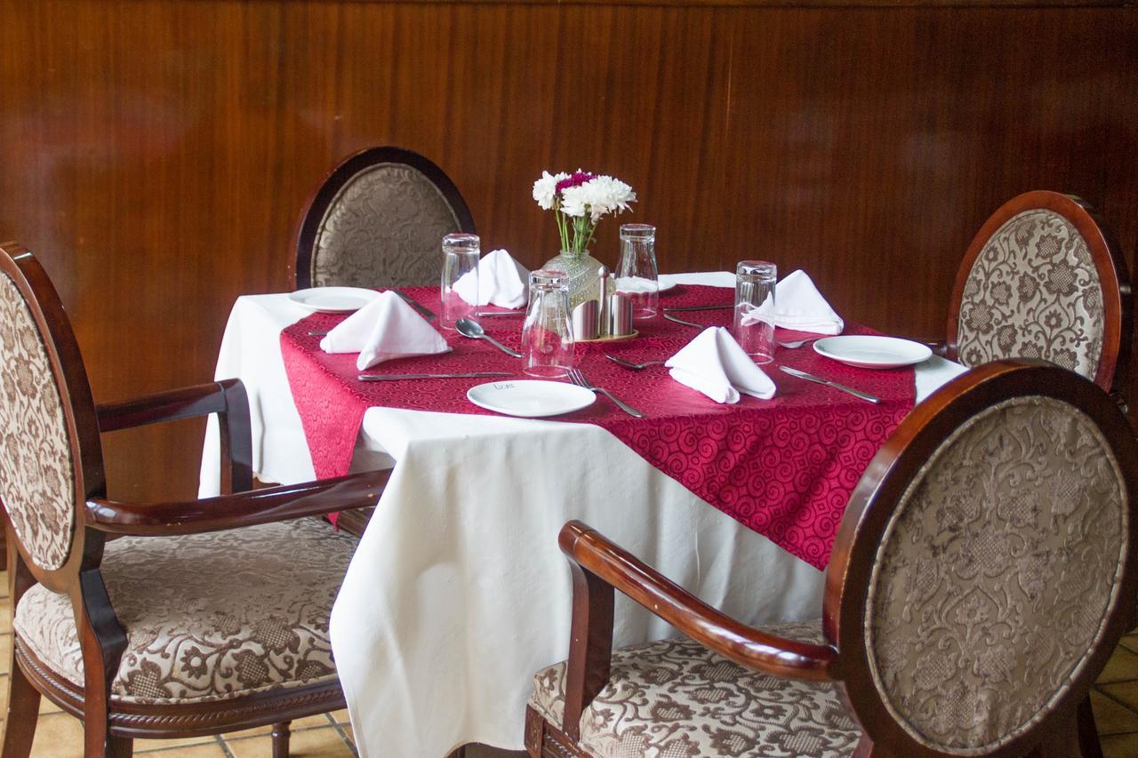 Lake View Resort Hotel Mbarara Экстерьер фото