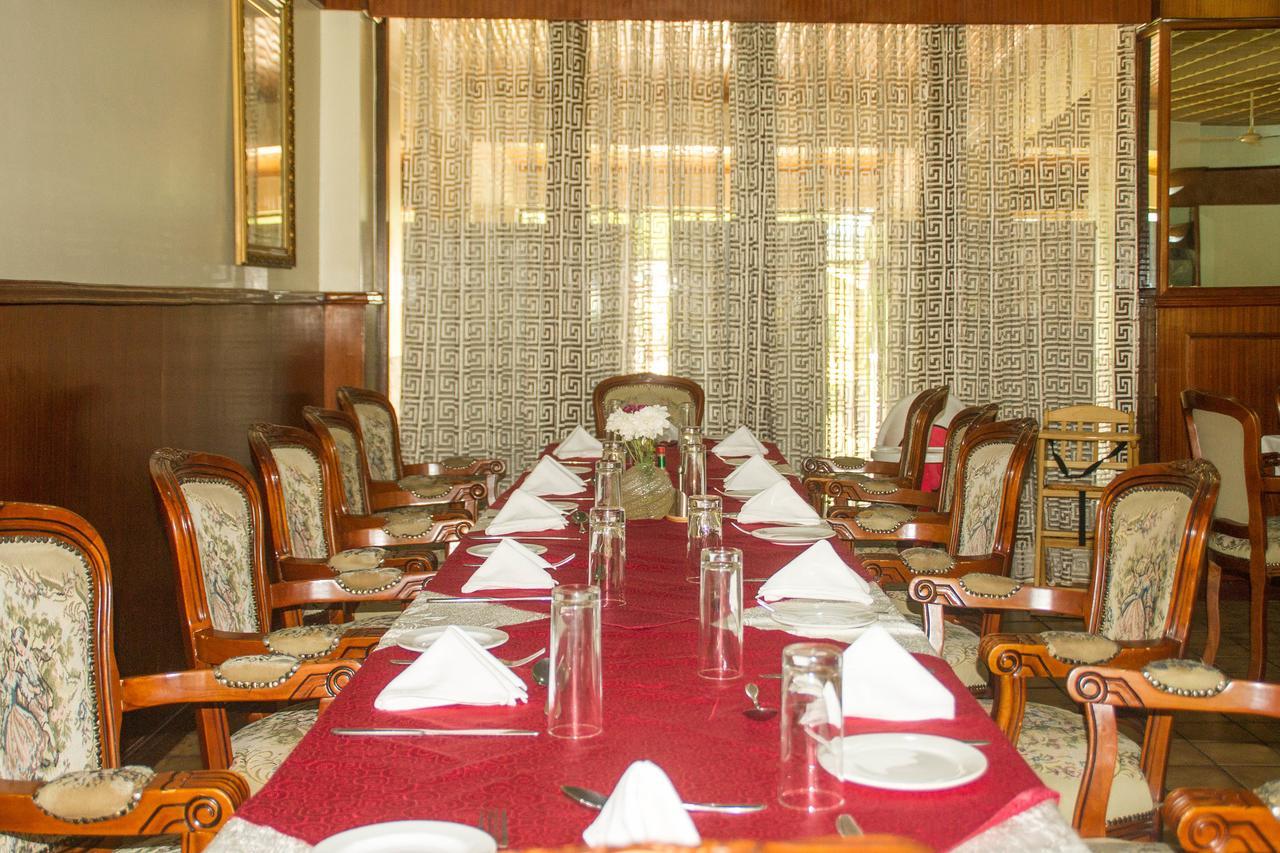 Lake View Resort Hotel Mbarara Экстерьер фото